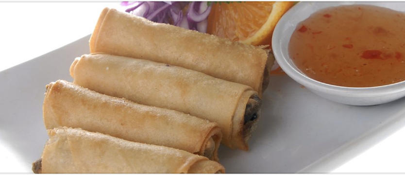 Vegetarian Spring Rolls (4 pieces per serve)