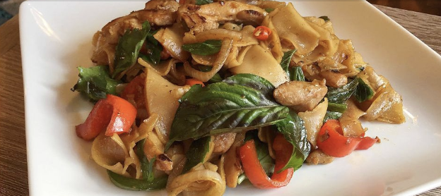 Aussie Noodle (Pad Kee Mao)