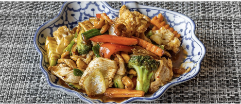 (LN) Stir fried and cashews