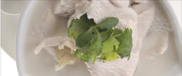 Tom Kha